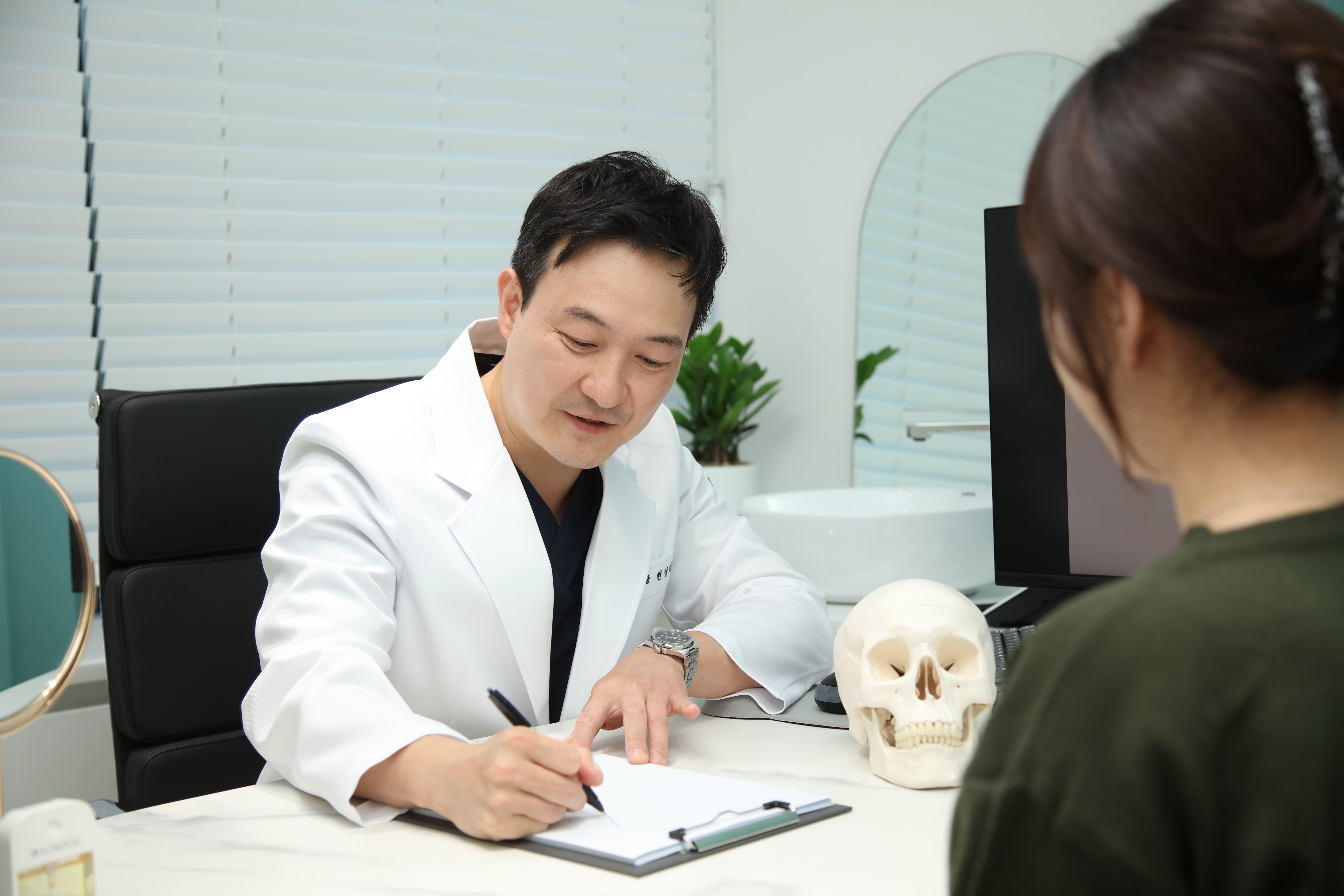 강남 자가늑 코성형